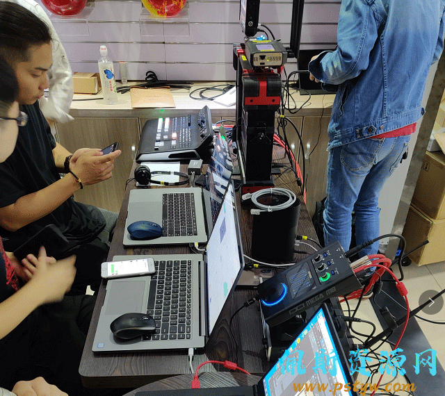 ixi mega直播团队助力武汉全民运动会，保龄球八大平台同时直播！ixi mega m8plus担任音频处理”男一号”！